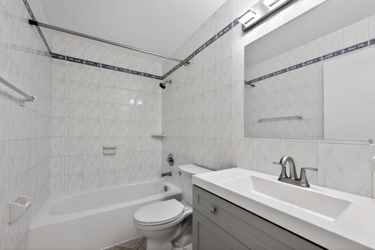 1329 SW 151st Way, Sunrise, FL 33326 Photo