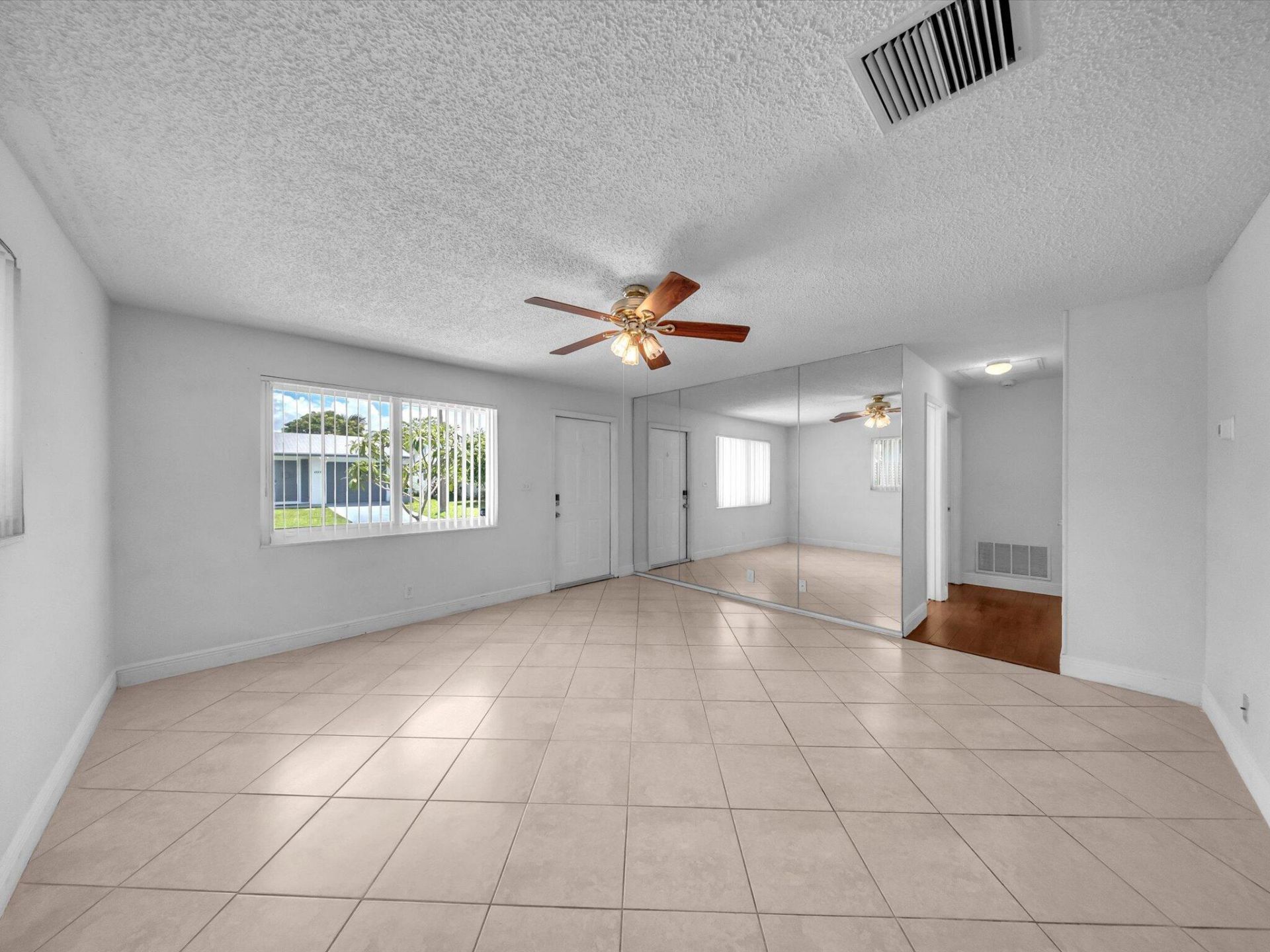 4935 NW 54th Street, Tamarac, FL 33319 Photo