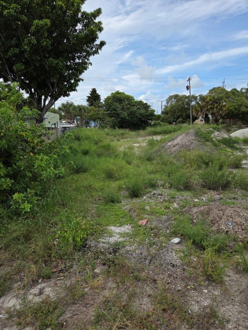 1114 W 28th Street, Riviera Beach, FL 33404 Photo