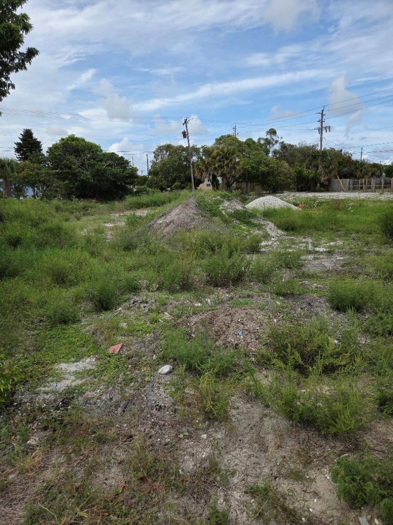 1114 W 28th Street, Riviera Beach, FL 33404 Photo
