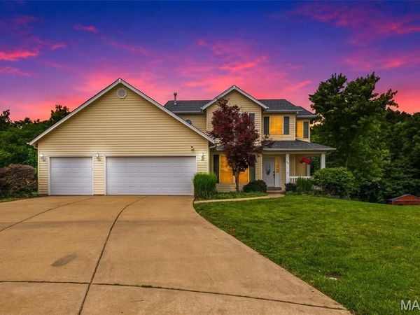 40 Owls Rest Court, Winfield, MO 63389