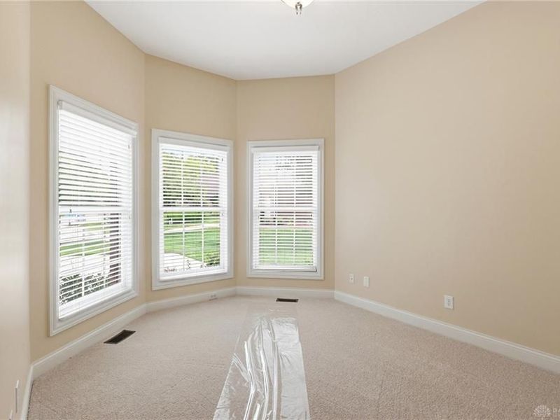 1901 N Regent Park Drive, Bellbrook, OH 45305 Photo 14
