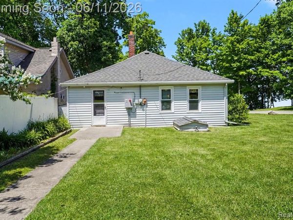 3931 S Shore Drive, Elba Twp, MI 48446