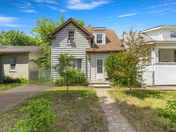 25520 New York Street, Dearborn Heights, MI 48125