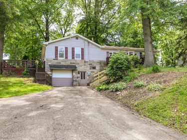 1480 Meadowbrook Boulevard , Stow, OH 44224