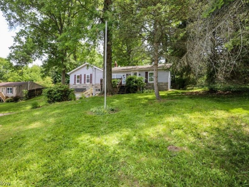 1480 Meadowbrook Boulevard, Stow, OH 44224 Photo 8