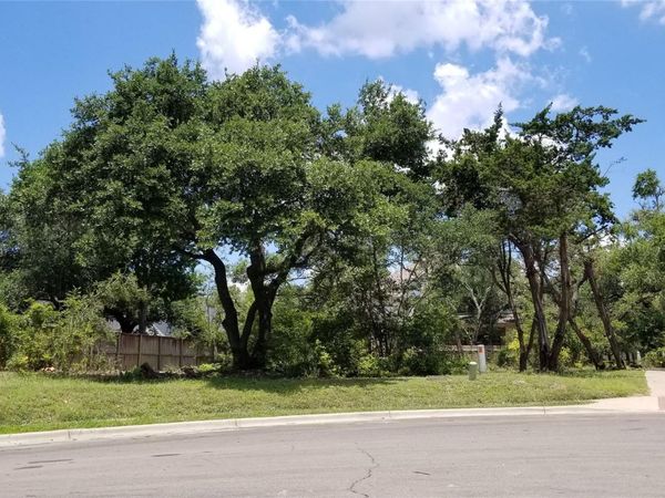 6631 LOST HORIZON DR, Austin, TX 78759