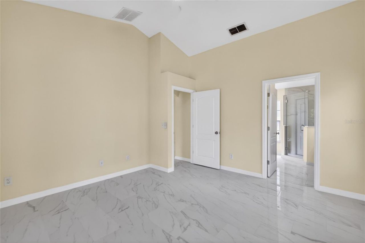 2717 Savannah Drive, Leesburg, FL 34748 Photo
