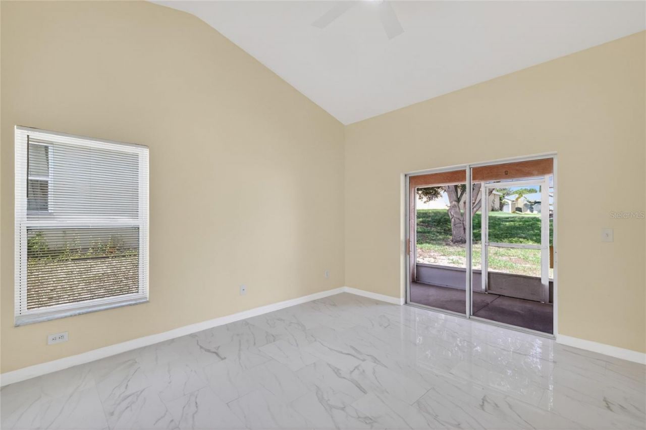 2717 Savannah Drive , Leesburg, FL 34748 Photo