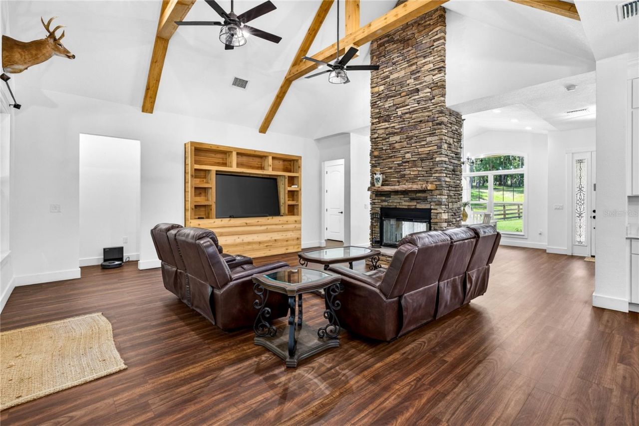 17265 Meadow Bluff View, Dade City, FL 33523 Photo
