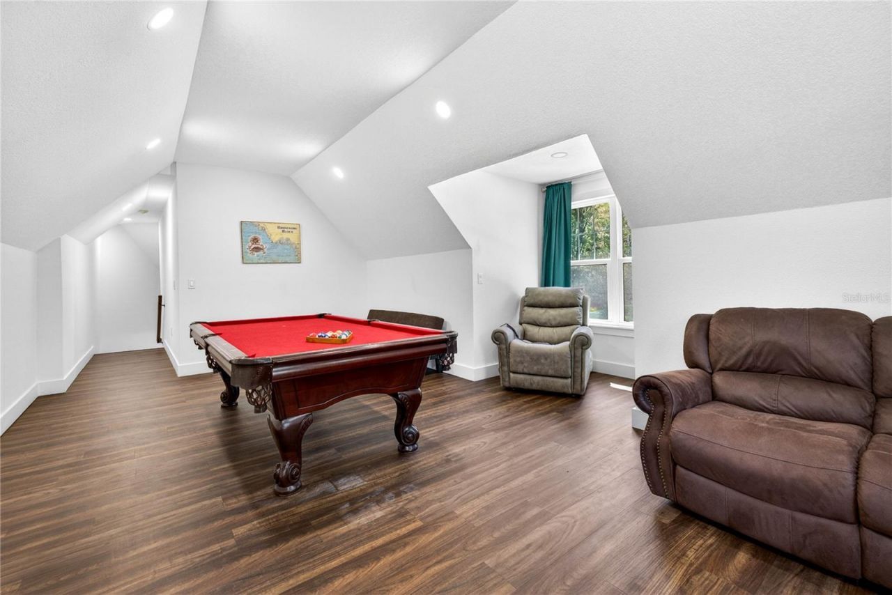 17265 Meadow Bluff View, Dade City, FL 33523 Photo