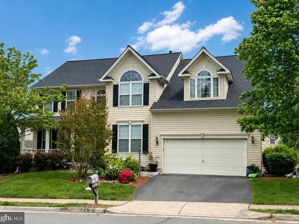 820 SADDLEBACK PLACE NE , LEESBURG, VA 20176