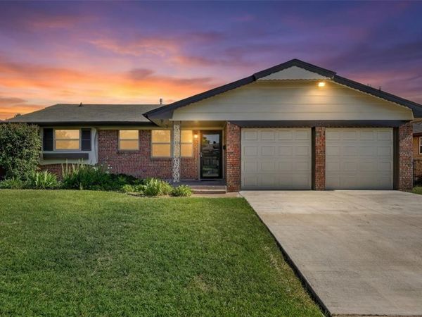 128 SW 12th Street, Moore, OK 73160