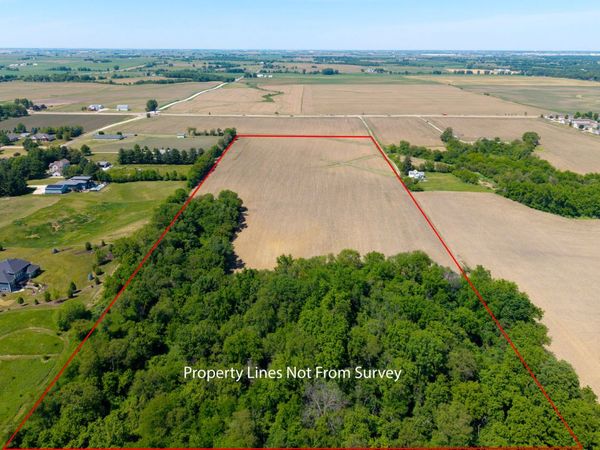 30 acres W Locust Street , Davenport, IA 52804