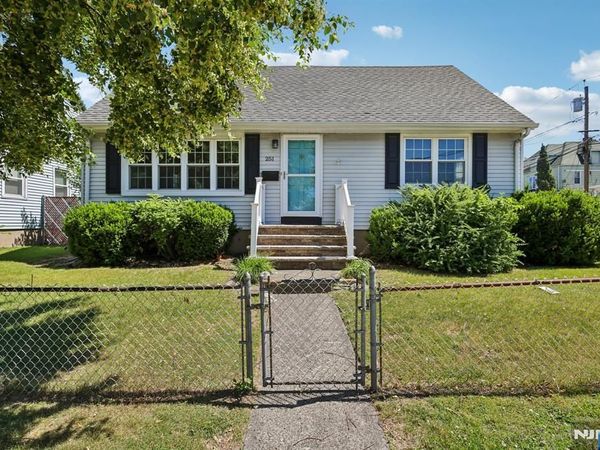 251 Main Street, EAST RUTHERFORD, NJ 07073