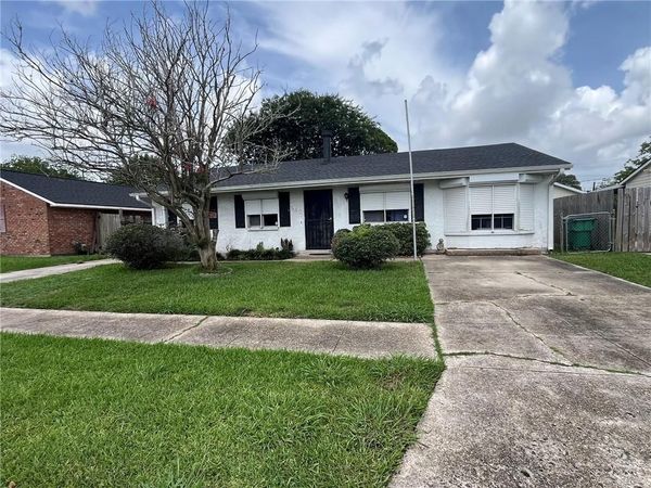 840 MORNINGSIDE Drive, Gretna, LA 70056