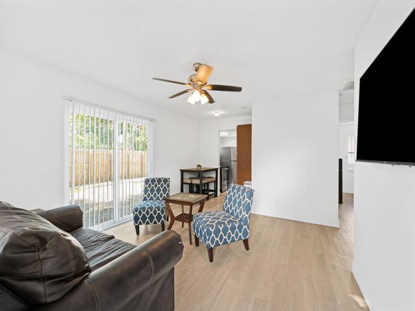 321 SW 14th Street, Unit 3, Fort Lauderdale, FL 33315