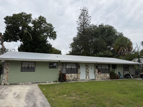 507 S 10th Street, Unit B, Fort Pierce, FL 34950
