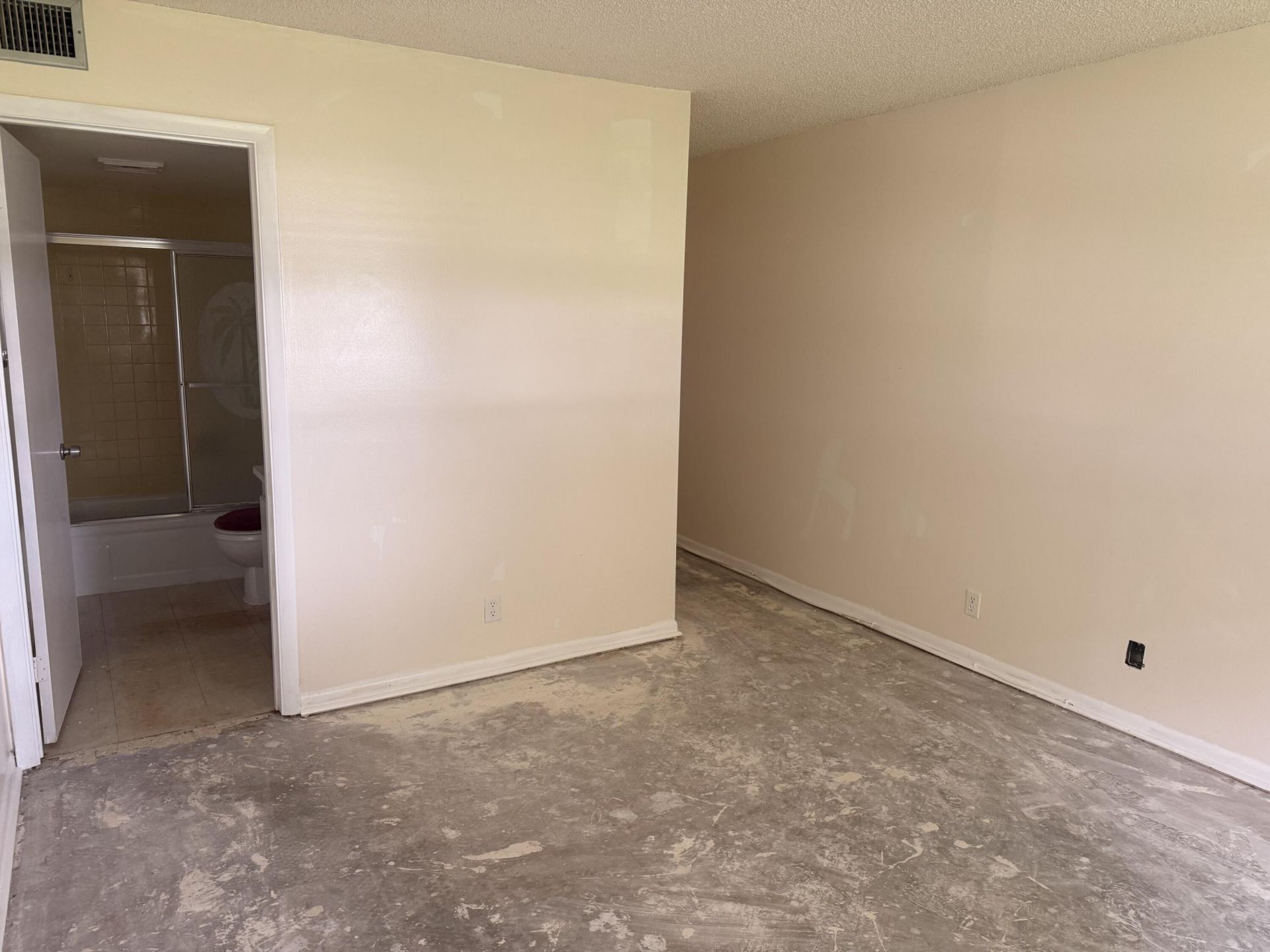 2021 W Woolbright Road, Unit G205, Boynton Beach, FL 33426 Photo