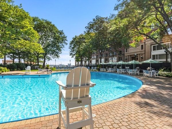 65 East India Row, Unit 16A, Boston, MA 02110