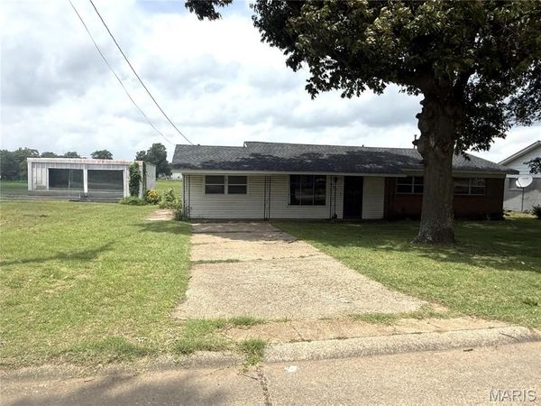 701 Michael Street , Kennett, MO 63857