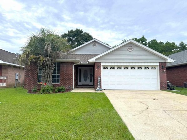 2521 Portobella Pl, Cantonment, FL 32533