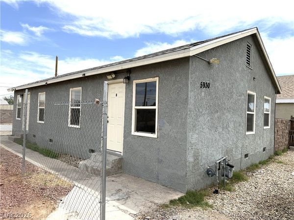 5930 Dodd Street , Unit B, Las Vegas, NV 89122