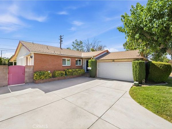 44421 Lowtree Avenue, Lancaster, CA 93534
