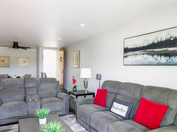 3565 Linden, Long Beach, CA 90807