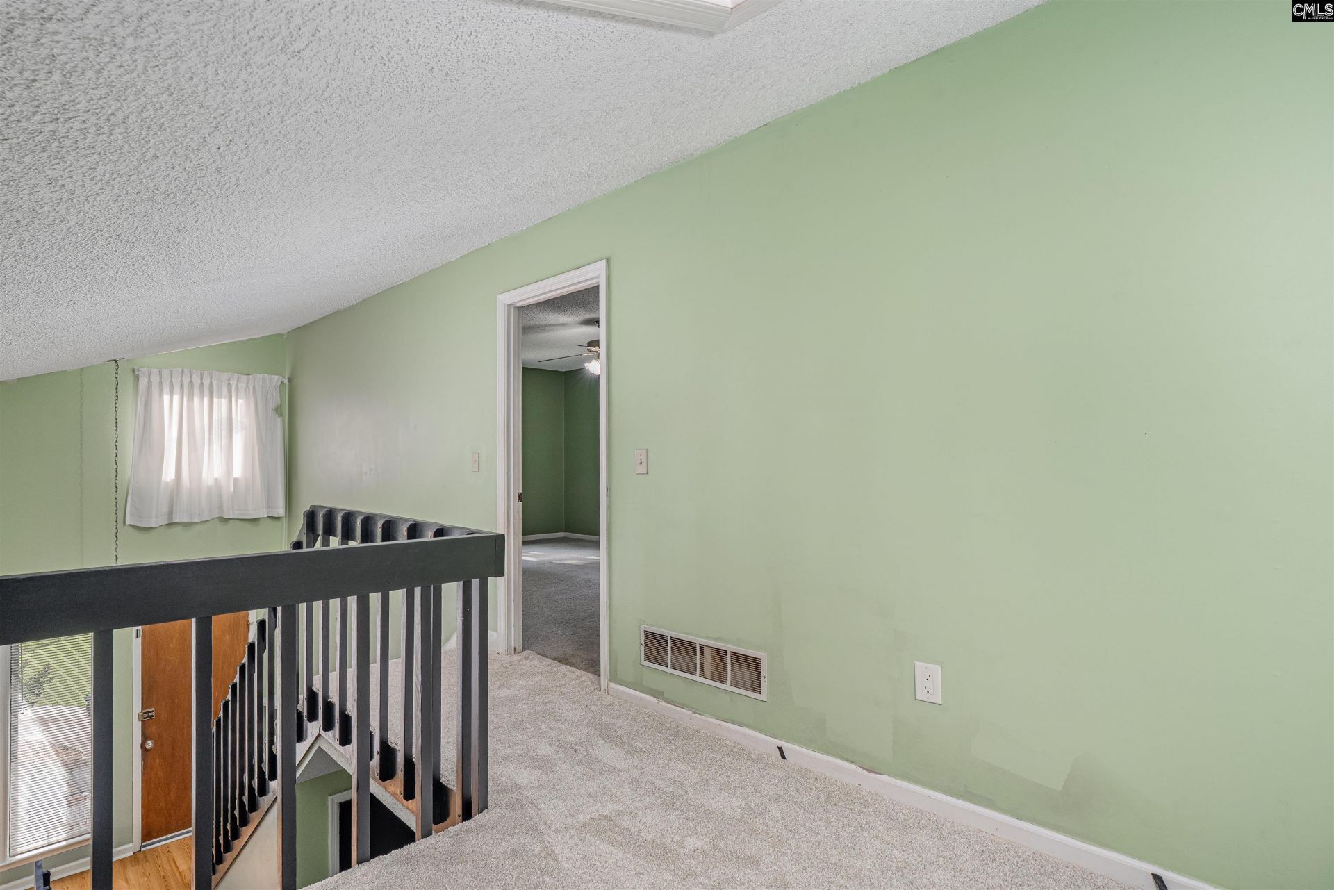 118 Temple Walk Road  Photo 10