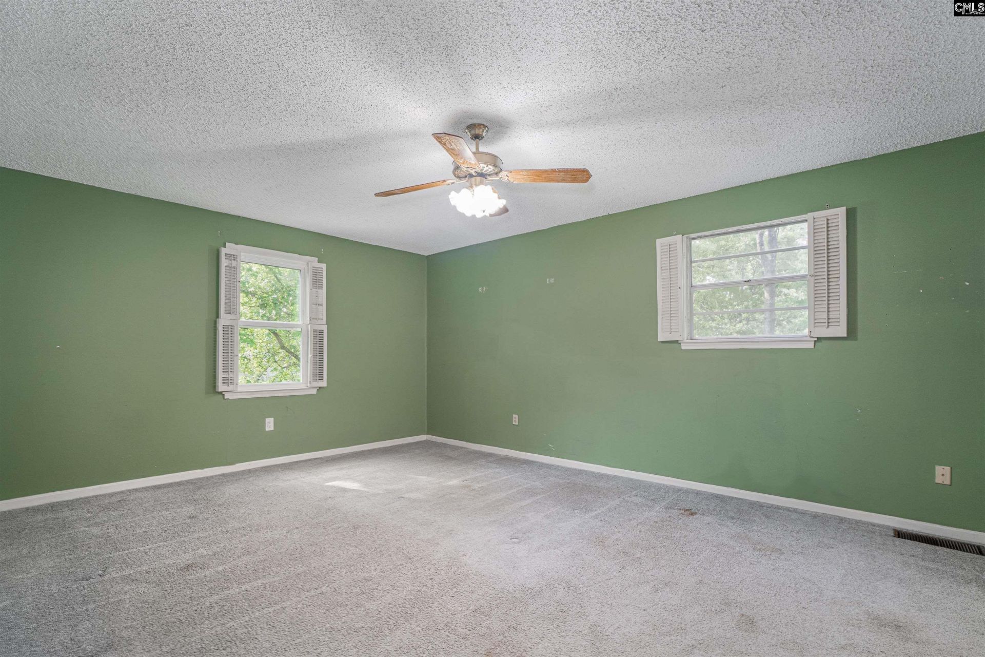 118 Temple Walk Road  Photo 11