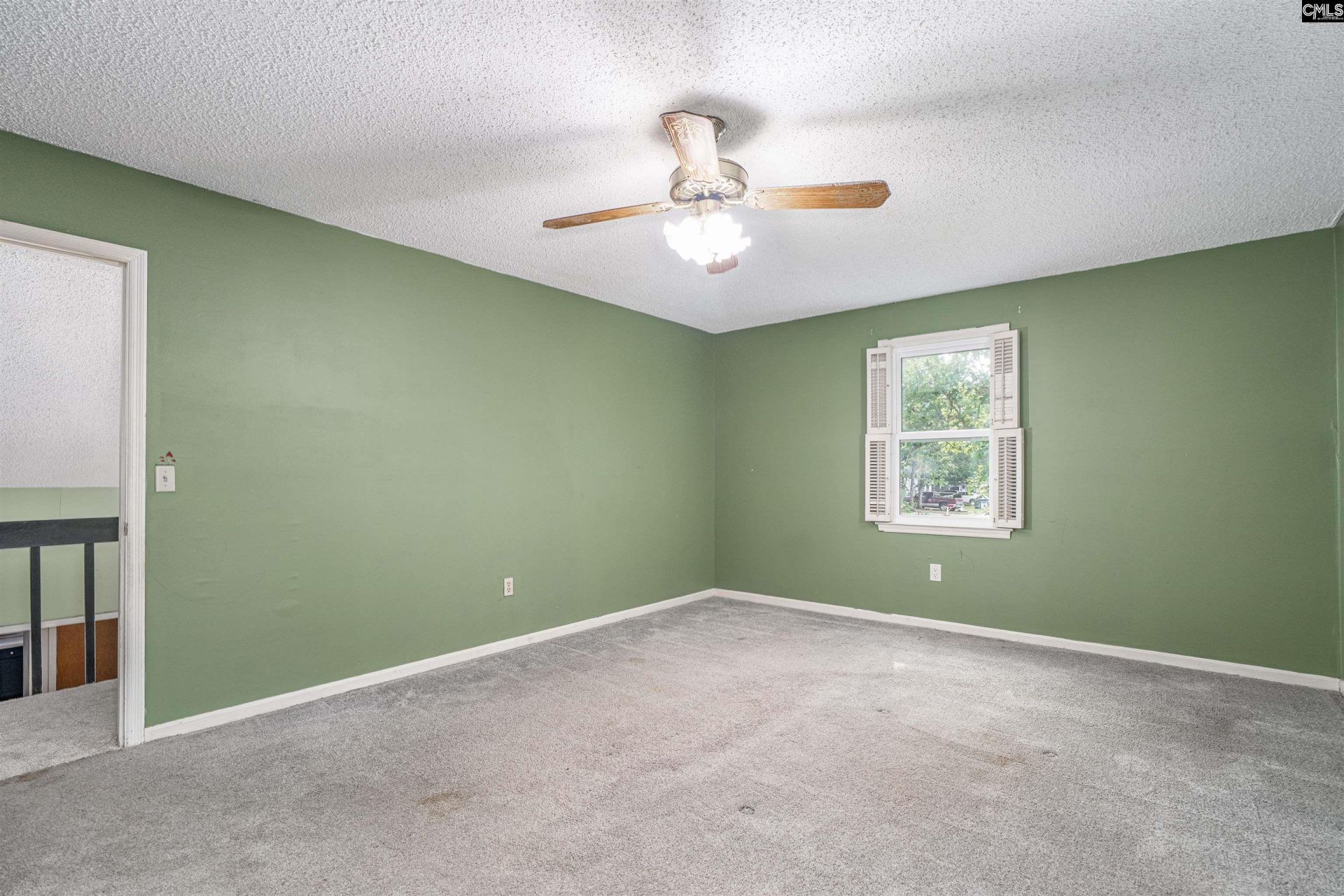 118 Temple Walk Road  Photo 12