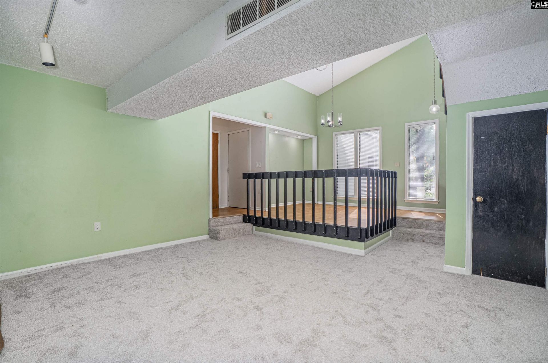 118 Temple Walk Road  Photo 7