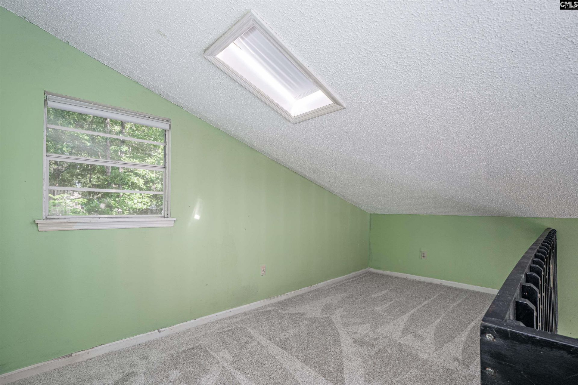 118 Temple Walk Road  Photo 9
