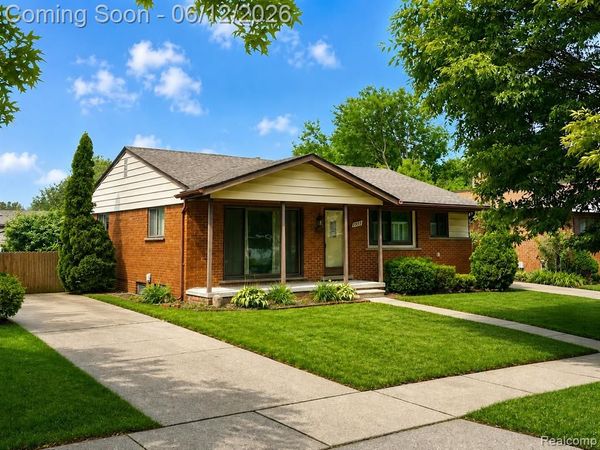 1235 Jenifer Avenue, Madison Heights, MI 48071