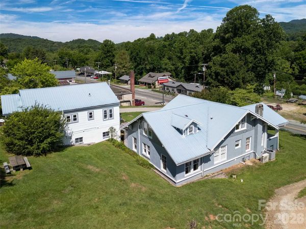 800 Main Street , Bryson City, NC 28713