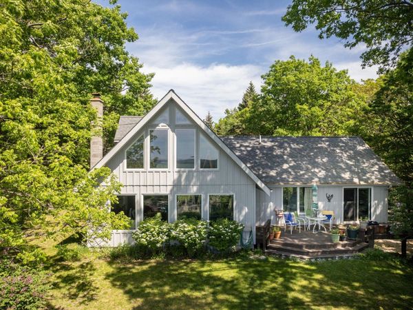 3961 Cheney Woods Trail W, Maple City, MI 49664