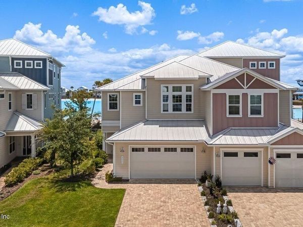 457 MARQUESA Circle, St. Johns, FL 32259
