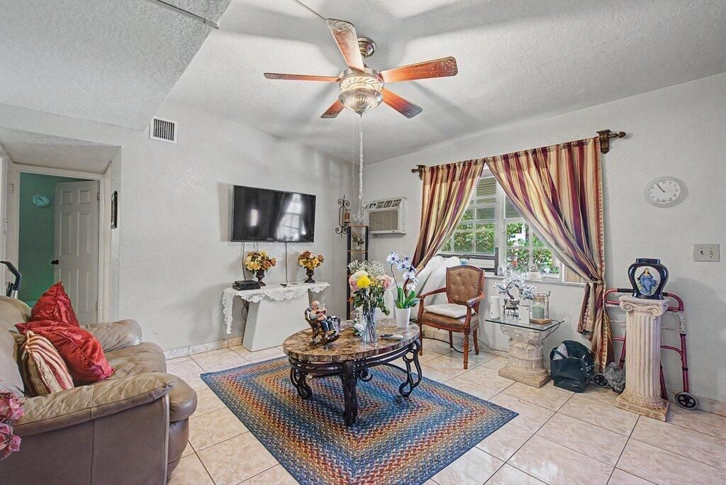 3230 Orange Street, Boynton Beach, FL 33435 Photo