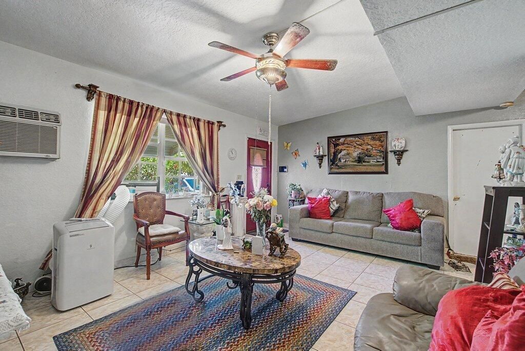3230 Orange Street, Boynton Beach, FL 33435 Photo