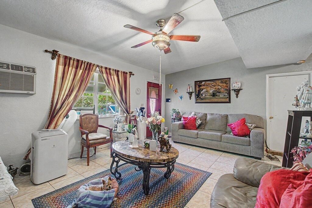 3230 Orange Street, Boynton Beach, FL 33435 Photo