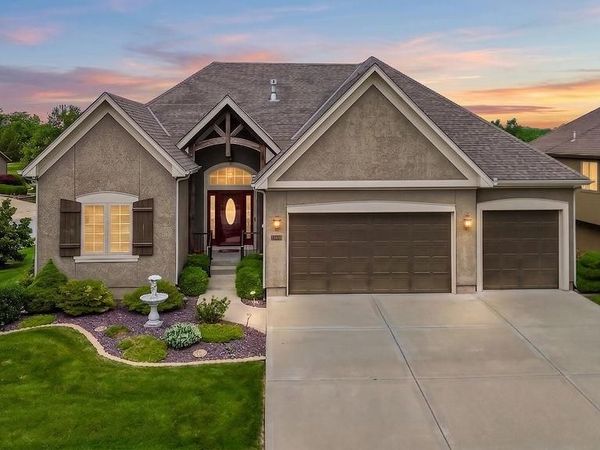 1422 Brompton Lane, Raymore, MO 64083