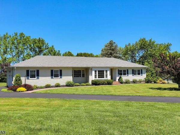 80 Juniper Way, Bernards, NJ 07920
