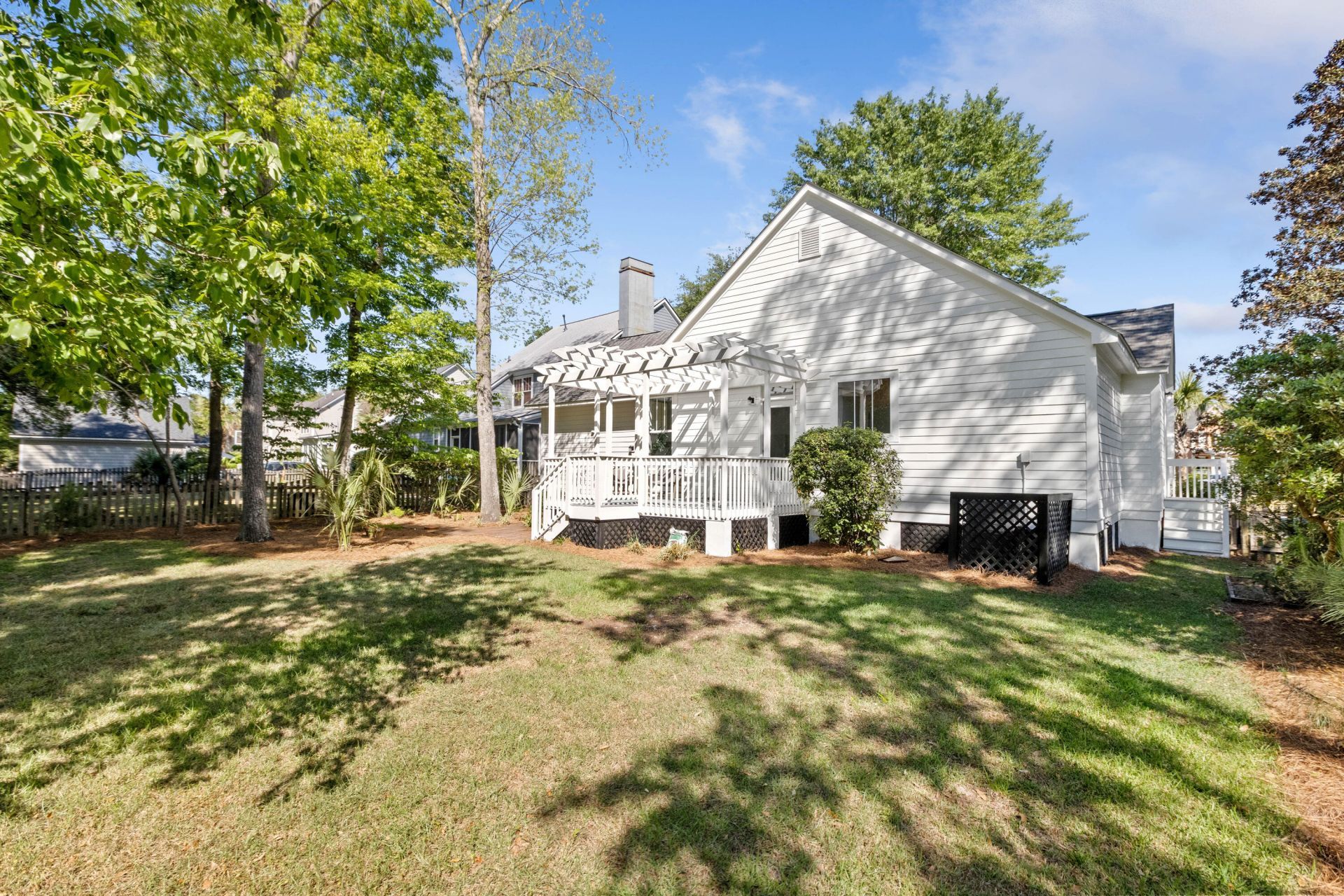 1063 Barfield Street Photo 36