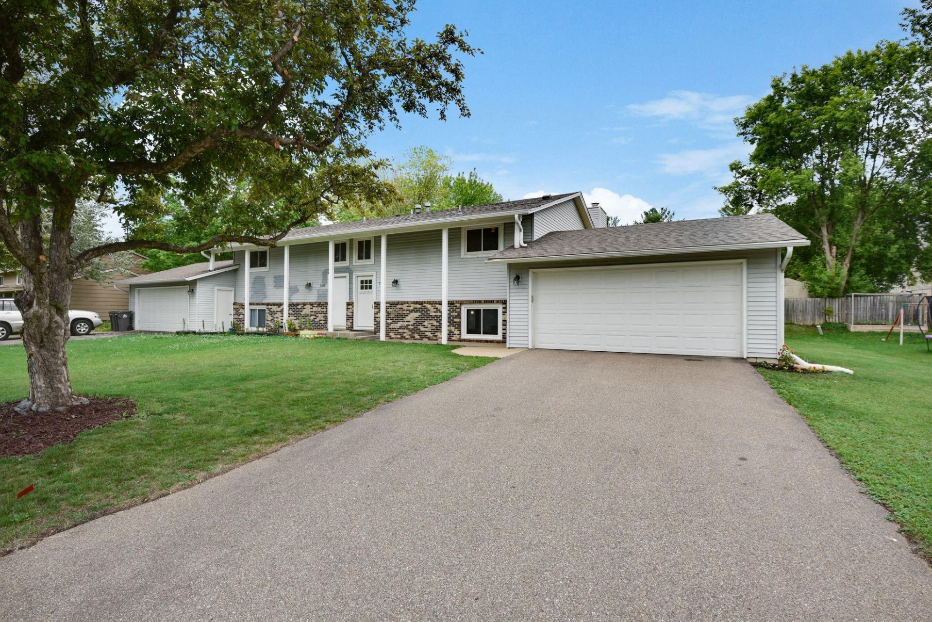 7315 Stewart Drive, Eden Prairie, MN 55346