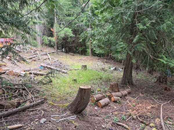 2602 Gunwhale Rd, Pender Island, BC V0N 2M2