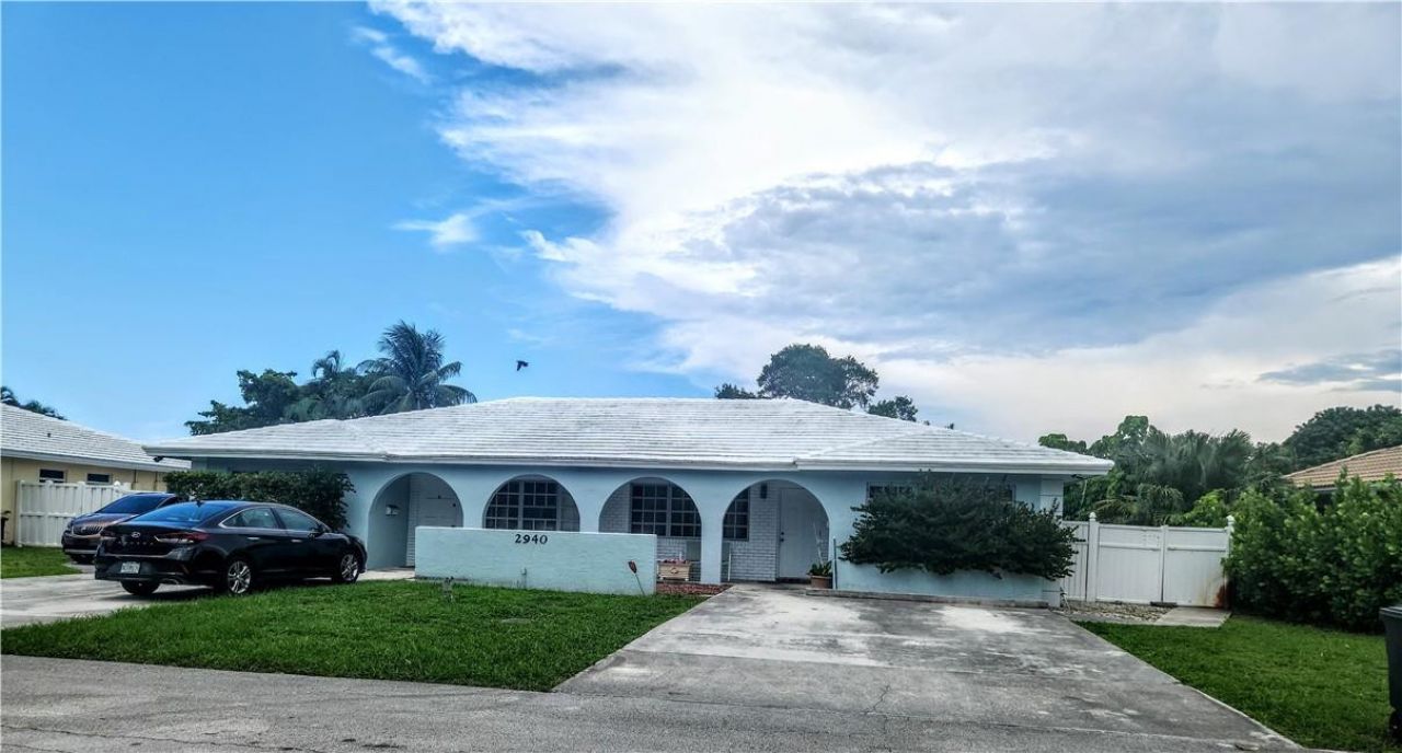 2940 NE 19th Terrace, Unit South Side, Lighthouse Point, FL 33064 Photo