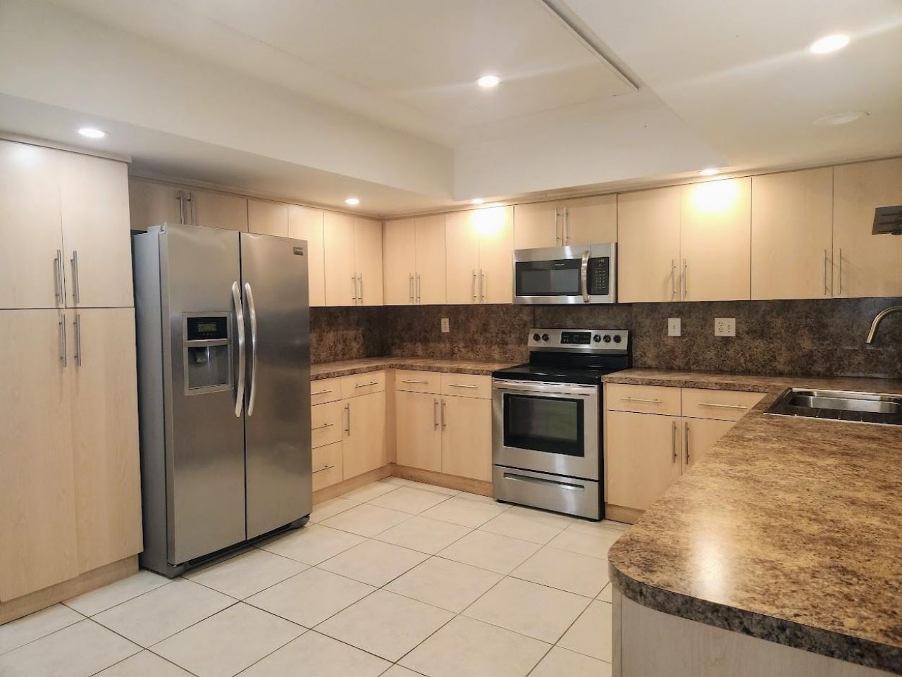 2940 NE 19th Terrace, Unit South Side, Lighthouse Point, FL 33064 Photo