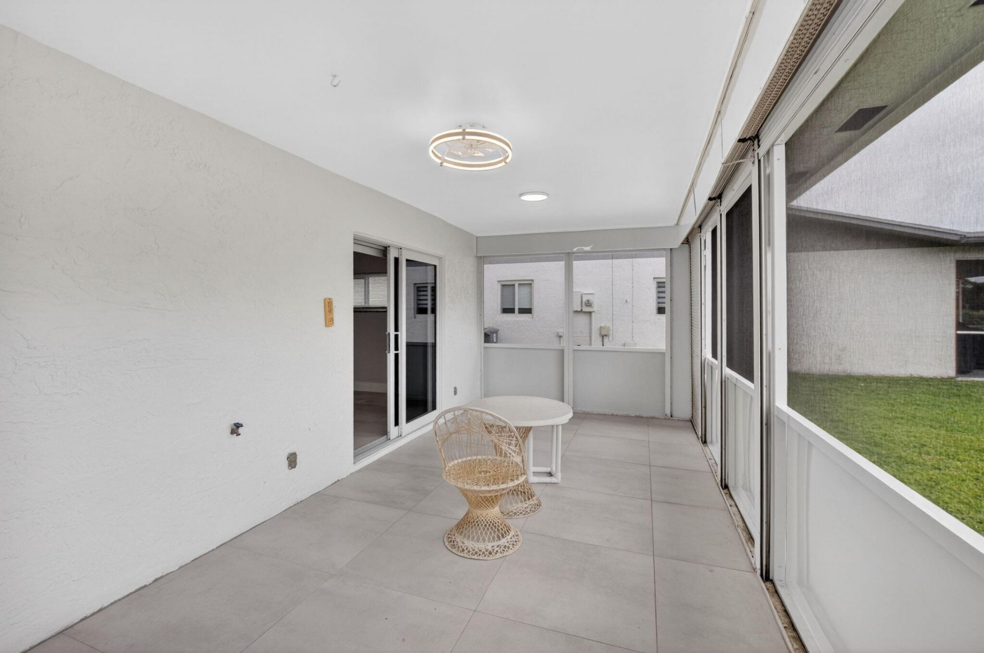 6049 Vía Diana, Delray Beach, FL 33484 Photo