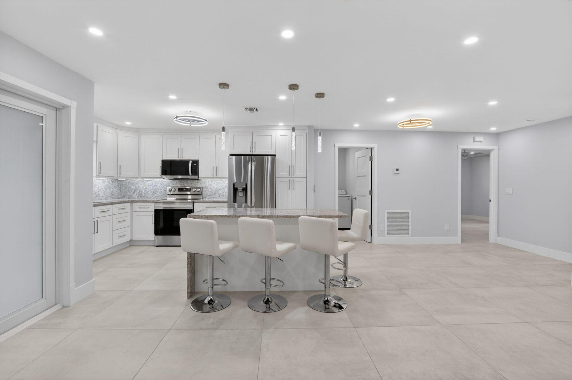 6049 Vía Diana, Delray Beach, FL 33484 Photo